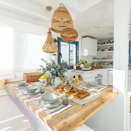 La Perla Del Pueblo - 4-Bed Retreat - Pool & Sea Views Almunecar